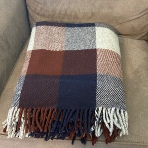 Pendleton Plaid Wool Throw Blanket Made USA 58x106